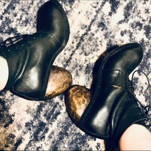 Size 9 Nutsa handmade leather booties.